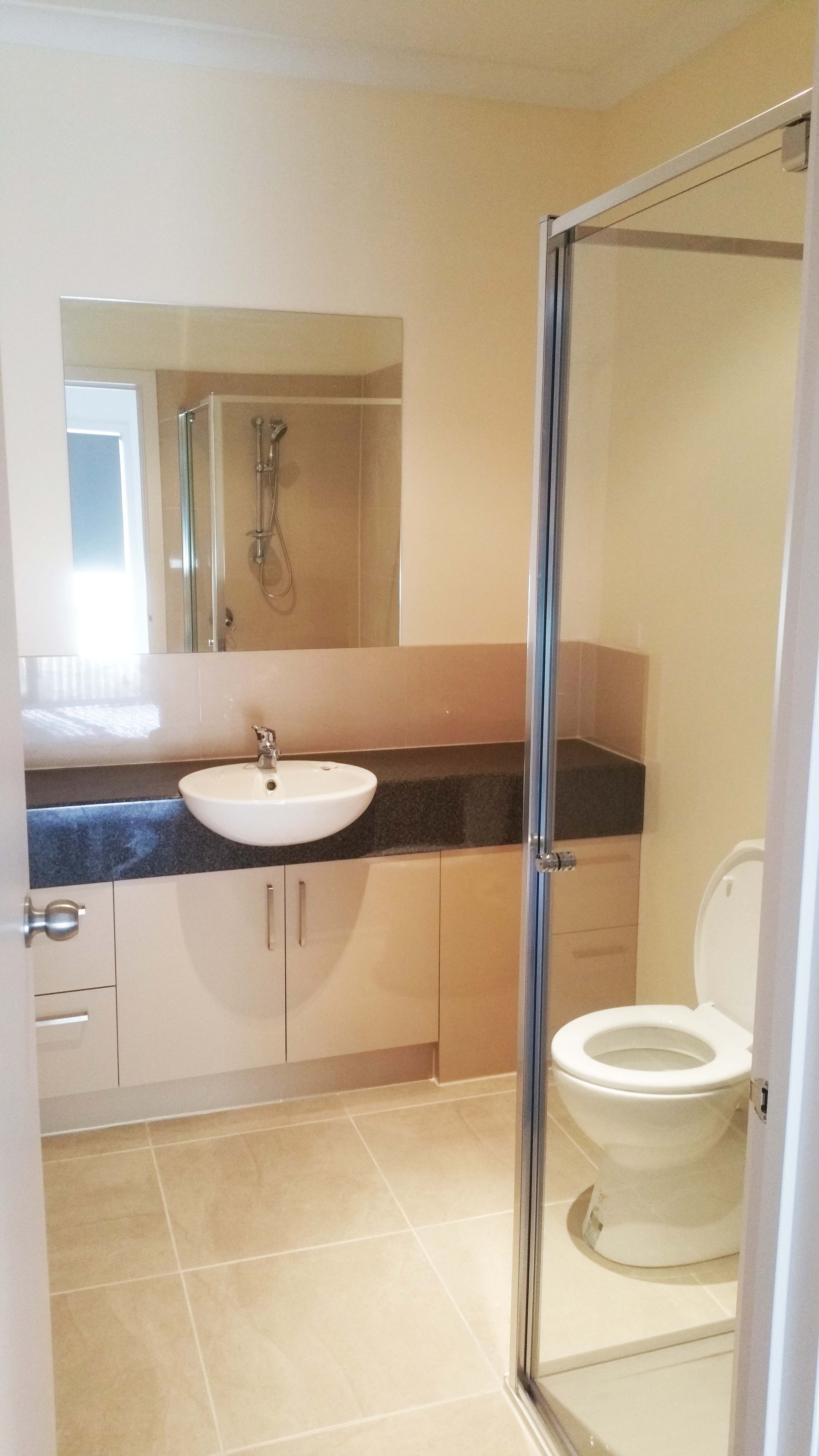 Maxwell_Unit_2_Ensuite